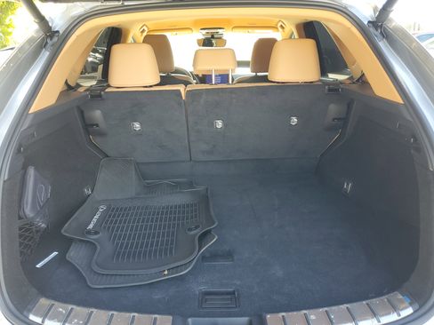 Used 2022 Lexus NX 250 FWD image 8