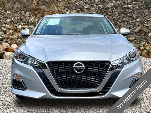 Used 2020 Nissan Altima 2.5 S FWD image 3