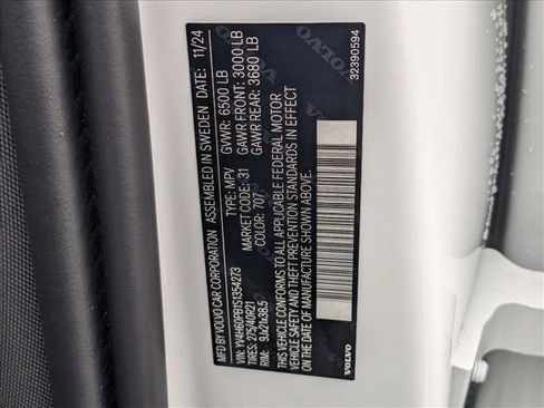 Certified 2025 Volvo XC90 T8 Plus w/ Protection Package Premier image 21