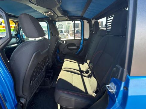 Used 2020 Jeep Gladiator Rubicon AWD/4WD image 19