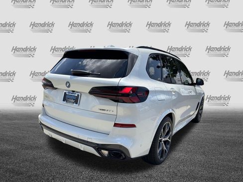 New 2026 BMW X5 xDrive50e w/ M Sport Package AWD/4WD image 11