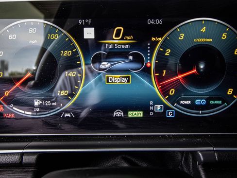Used 2023 Mercedes-Benz GLS 580 4MATIC image 39
