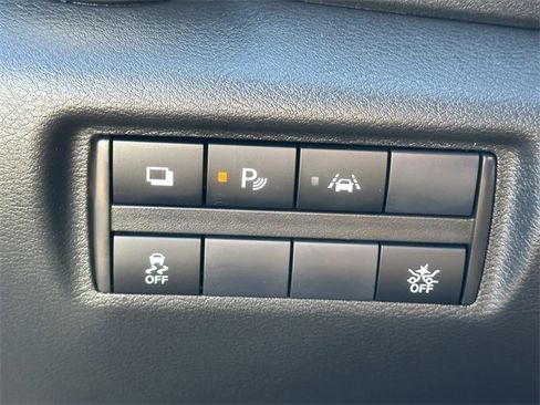 Used 2024 Nissan Versa S w/ S Plus Package image 18