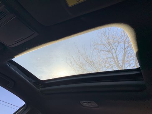 Used 2016 Honda Accord Touring image 28