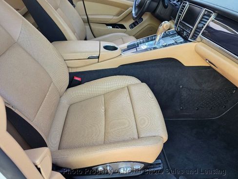 Used 2015 Porsche Panamera S image 55