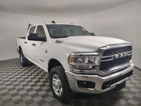 Used 2022 RAM 2500 Tradesman w/ Chrome Appearance Group AWD/4WD image 1