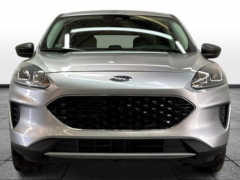 Used 2022 Ford Escape S image 3