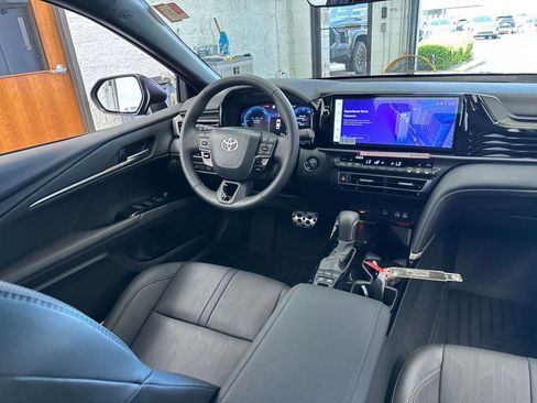 Used 2026 Toyota Camry XSE FWD image 43