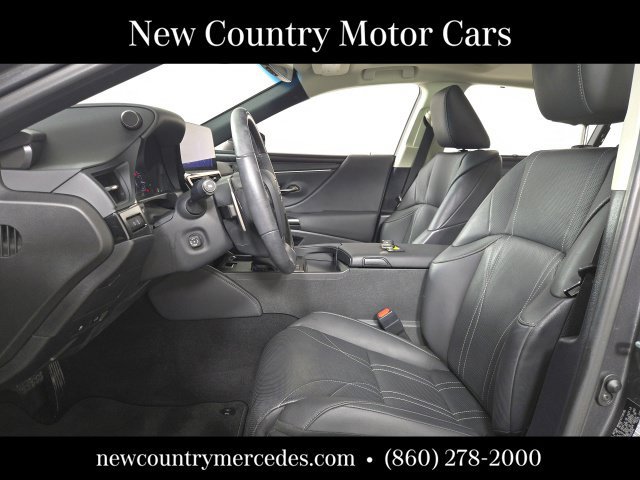 Used 2023 Lexus ES 300h Ultra Luxury w/ Accessory Package (Z2) FWD image 13
