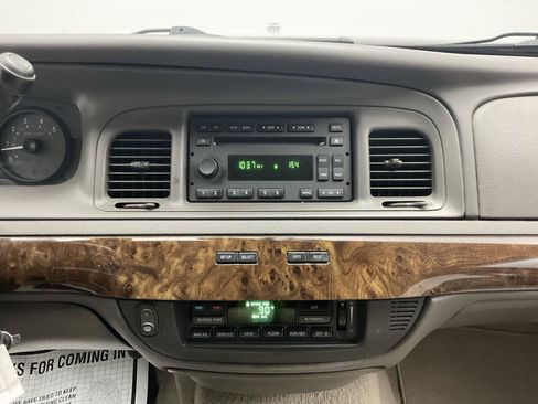 Used 2010 Mercury Grand Marquis LS RWD image 15