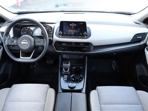 Certified 2023 Nissan Rogue SV image 22