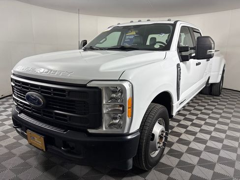 Certified 2023 Ford F350 XL image 3
