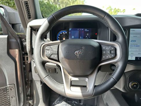 Used 2024 Ford Bronco Big Bend image 20