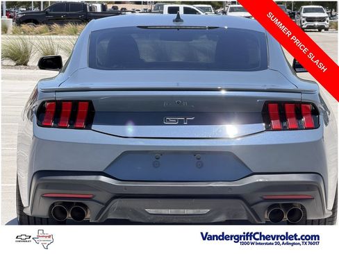 Used 2024 Ford Mustang GT Premium RWD image 5