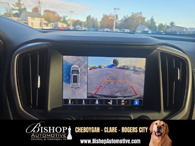 Used 2024 GMC Terrain AT4 w/ Tech Package AWD/4WD image 8