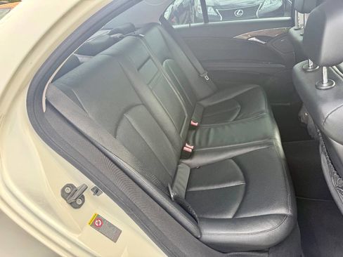 Used 2009 Mercedes-Benz E 350 E 350 4dr Sedan image 15
