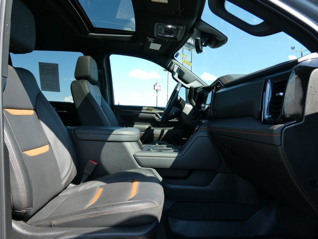 Certified 2025 GMC Sierra 2500 AT4 w/ AT4 Premium Plus Package AWD/4WD image 15