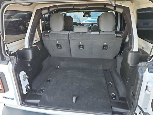 Used 2024 Jeep Wrangler Sport S image 31