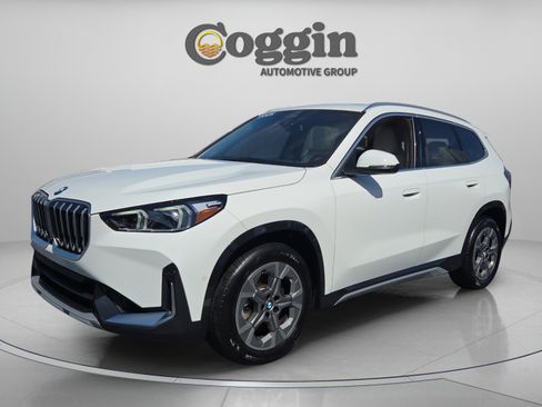 Certified 2025 BMW X1 xDrive28i w/ Technology Package AWD/4WD image 1