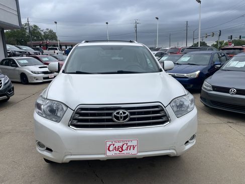 Used 2010 Toyota Highlander Limited image 2