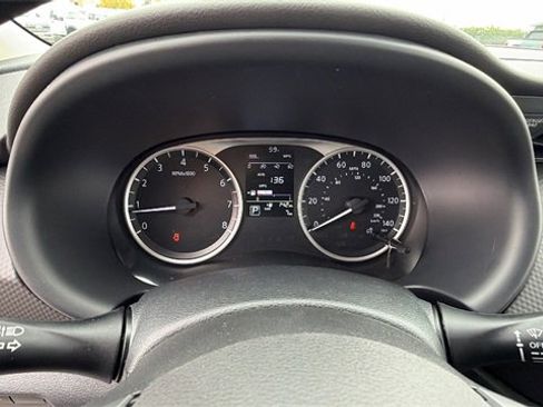New 2025 Nissan Kicks Play S image 29