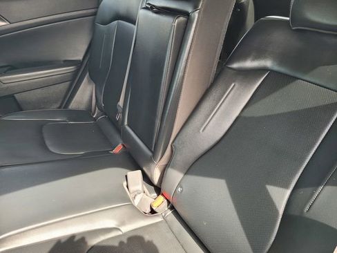 Used 2024 Kia Sportage EX AWD/4WD image 15