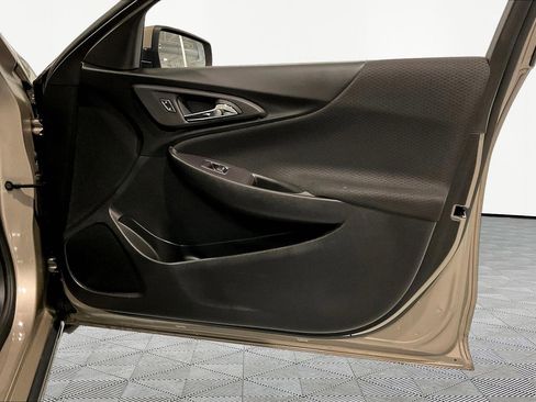Used 2022 Chevrolet Malibu LT FWD image 26