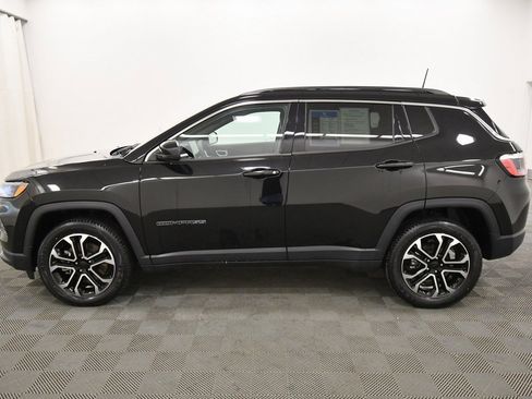 Used 2023 Jeep Compass Limited image 4