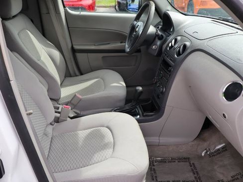 Used 2010 Chevrolet HHR LS FWD image 12