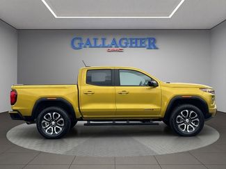 Used 2023 GMC Canyon AT4 w/ AT4 Premium Package video 3
