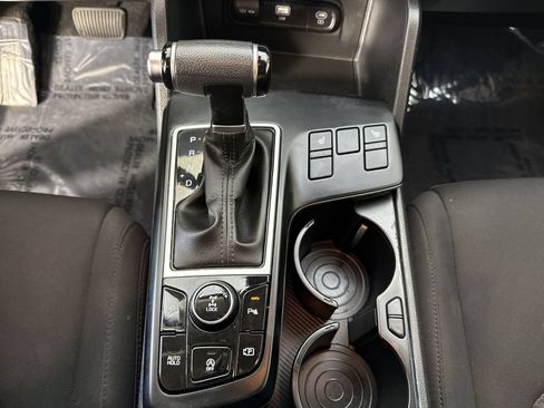 Used 2023 Kia Sportage LX AWD/4WD image 17