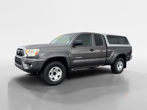 Used 2012 Toyota Tacoma 4x4 Access Cab V6 image 2
