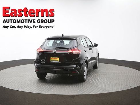 Used 2023 Nissan Kicks S image 38