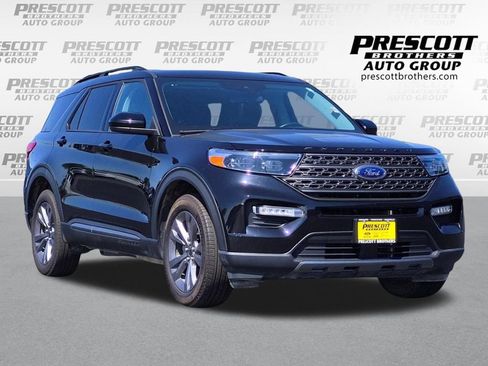 Used 2024 Ford Explorer XLT w/ Equipment Group 202A AWD/4WD image 1