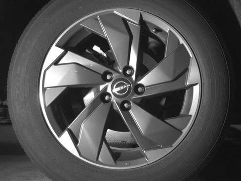 Used 2025 Nissan Rogue SV image 15