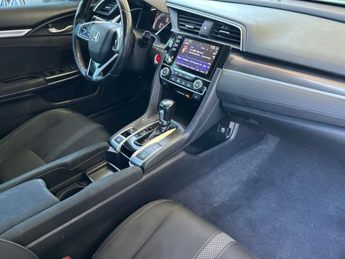 Used 2020 Honda Civic EX image 15