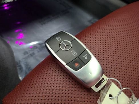 Used 2021 Mercedes-Benz C 300 Coupe image 31