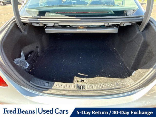 Used 2017 Mercedes-Benz E 300 4MATIC image 34