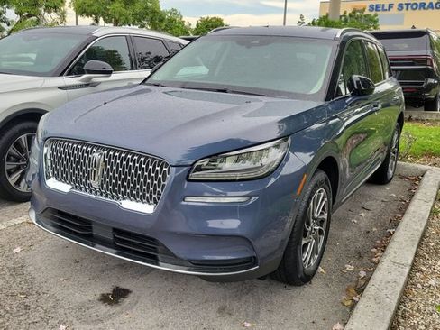 Certified 2022 Lincoln Corsair FWD w/ Equipment Group 101A image 3