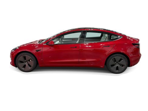 Certified 2023 Tesla Model 3 Standard Range RWD image 3