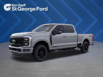 New 2026 Ford F350 Lariat w/ Black Appearance Package