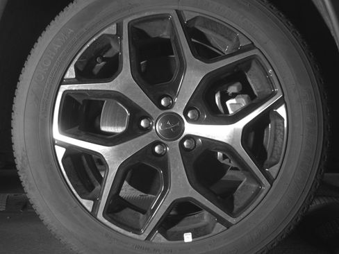 Used 2025 Jeep Compass Limited image 13