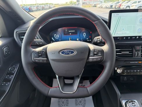 Used 2025 Ford Escape ST-Line Elite w/ Premium Technology Package AWD/4WD image 14