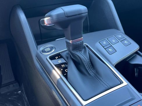 New 2026 Kia Sportage SX FWD image 33