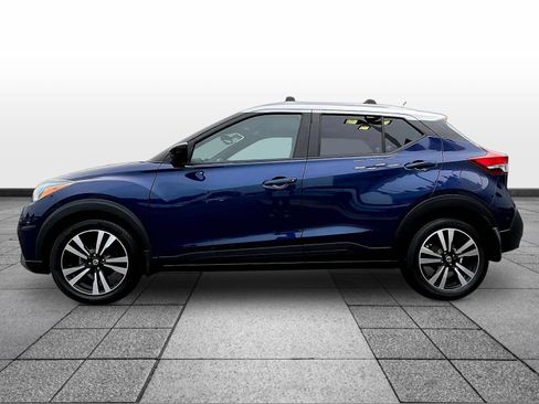 Certified 2020 Nissan Kicks SV w/ Exterior Package FWD image 8