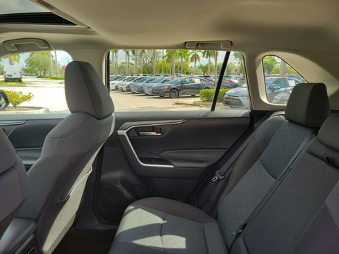 Certified 2024 Toyota RAV4 XLE w/ Convenience Package FWD image 15