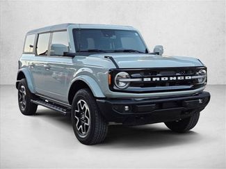 Used 2024 Ford Bronco Outer Banks AWD/4WD video 3