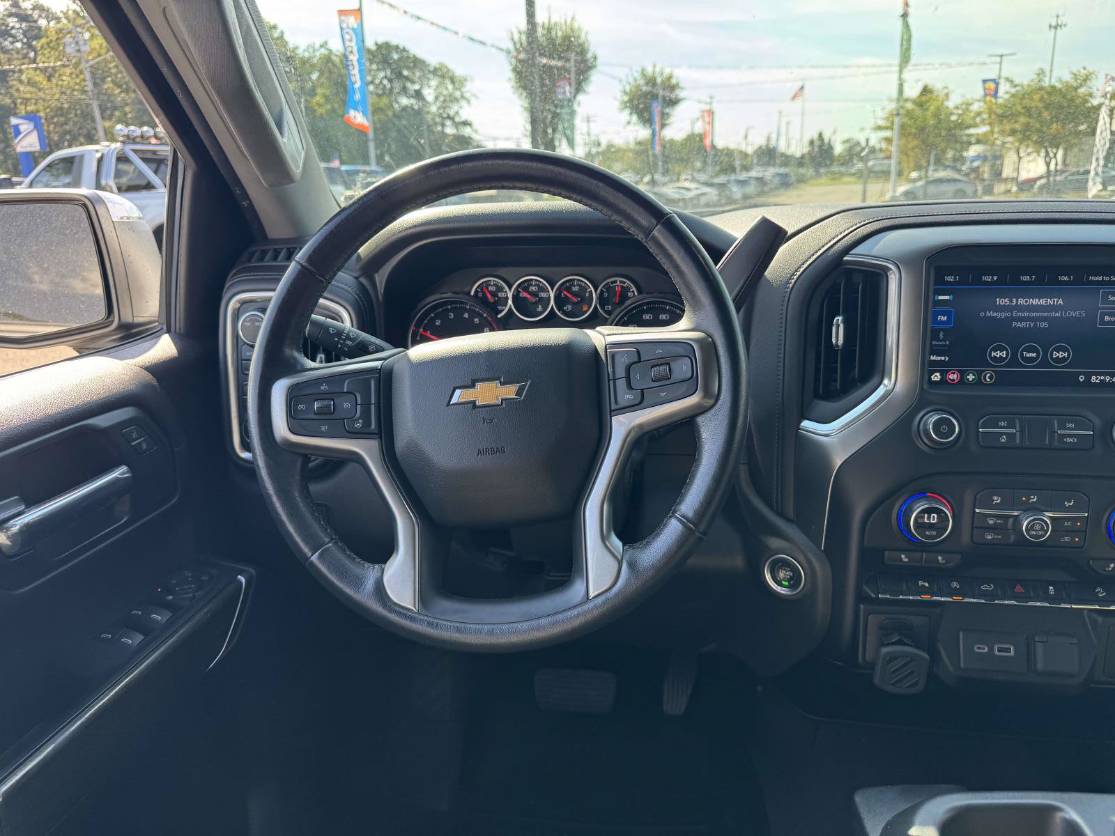 Used 2021 Chevrolet Silverado 1500 LT w/ Diesel Off-Road Package AWD/4WD image 18