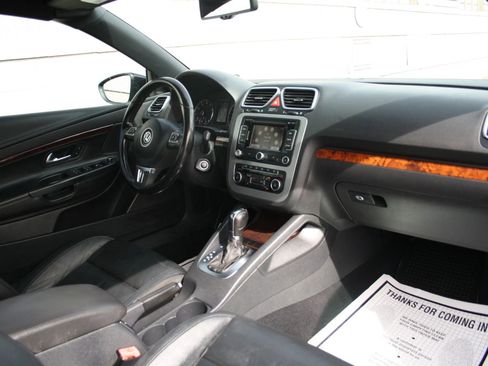 Used 2012 Volkswagen Eos Lux image 6