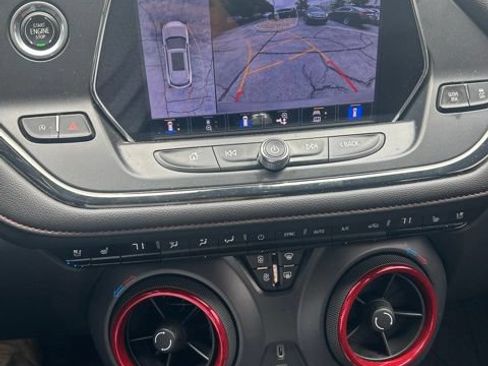 Used 2021 Chevrolet Blazer RS w/ Enhanced Convenience Package FWD image 19